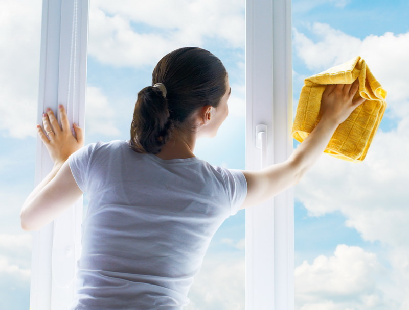 Как правильно и быстро помыть окна
