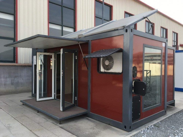 amazon shipping container home with pv