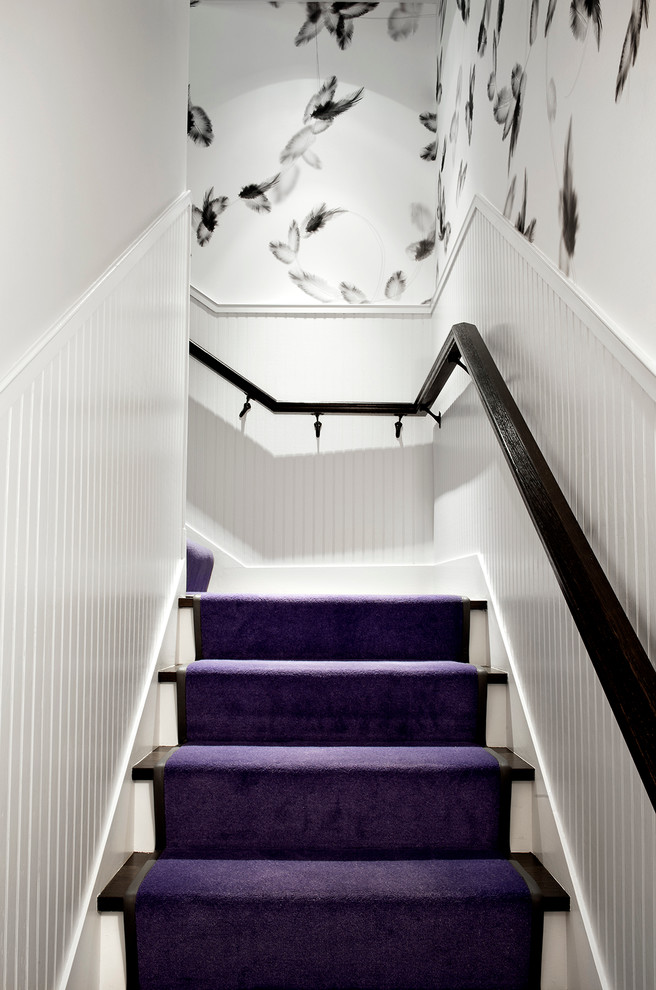 Интерьер лестницы на второй этаж - Фото 48